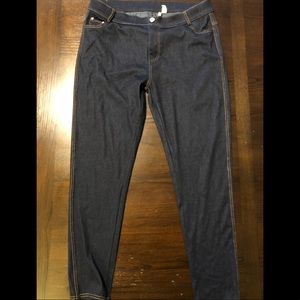 Dark wash jeggings embellished buttons 2XL